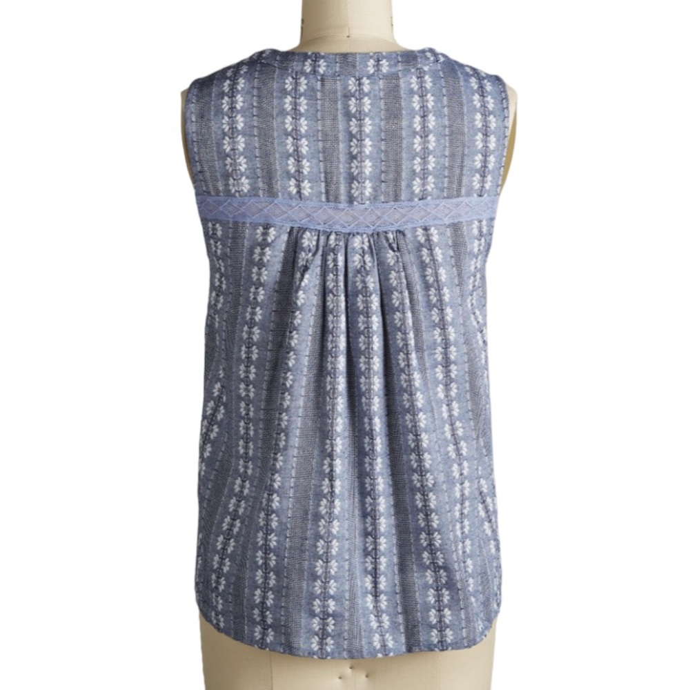 NWT Emmie Rose Chambray Sleeveless Top Sz L - Picture 3 of 15
